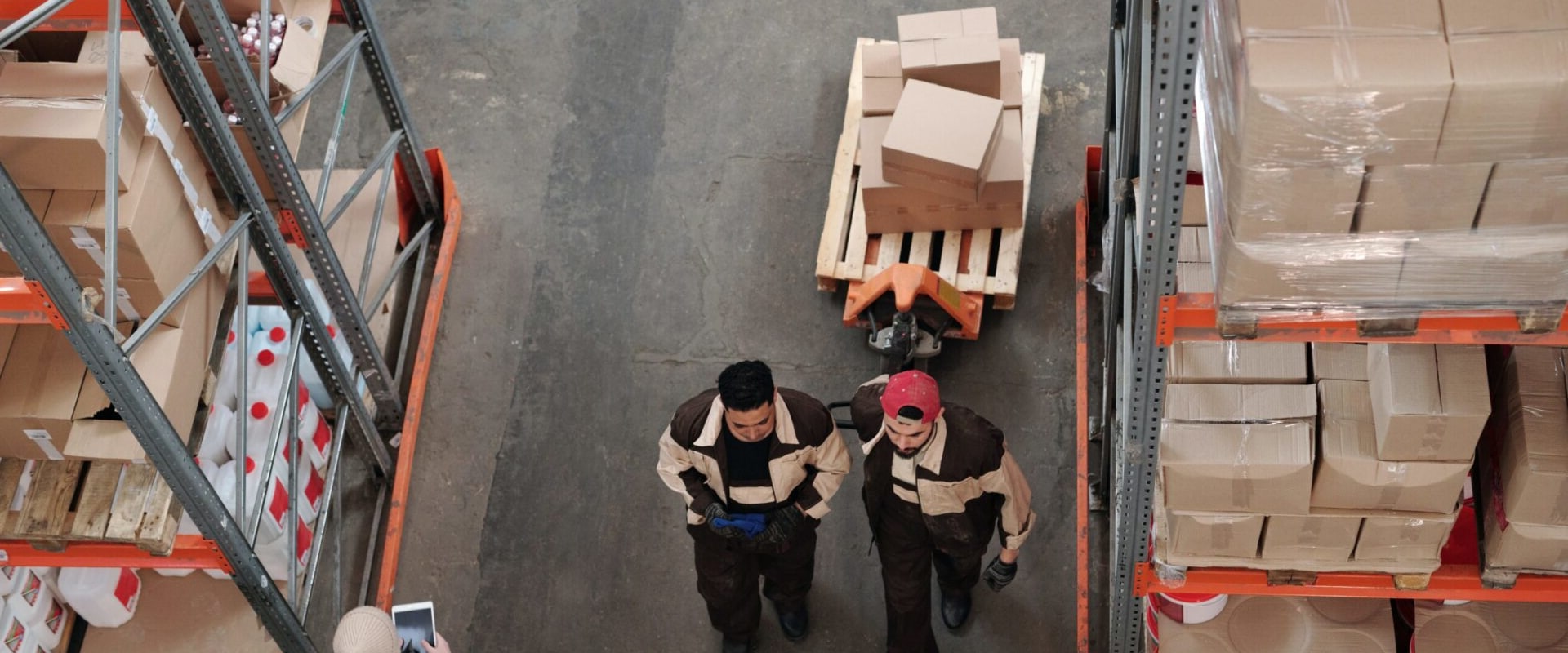 Loading and Unloading Services: An Overview
