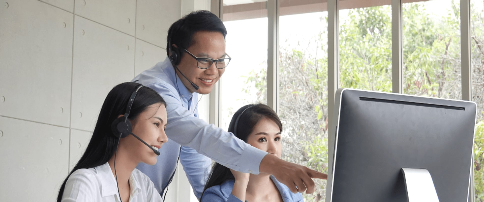 Customer Service: Delivering a Responsive Experience